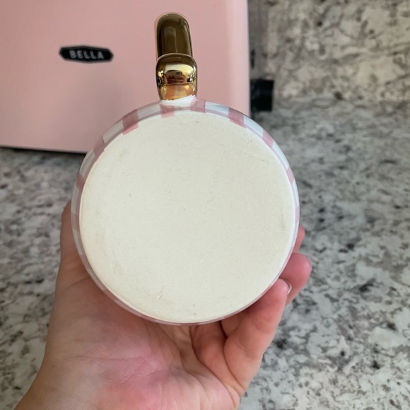 Pink gingham coffee mug - Picture 2 of 4